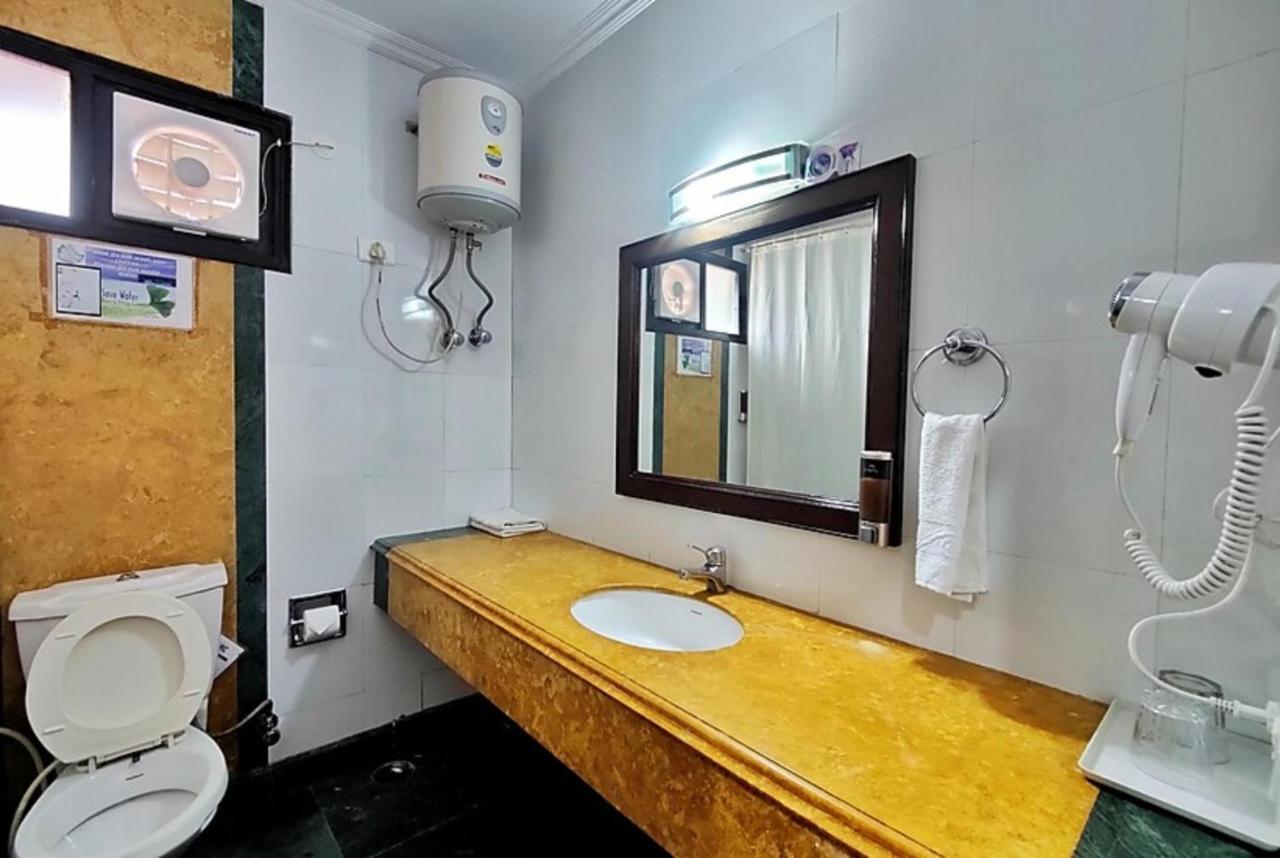 Hotel Marc Shimla Zewnętrze zdjęcie