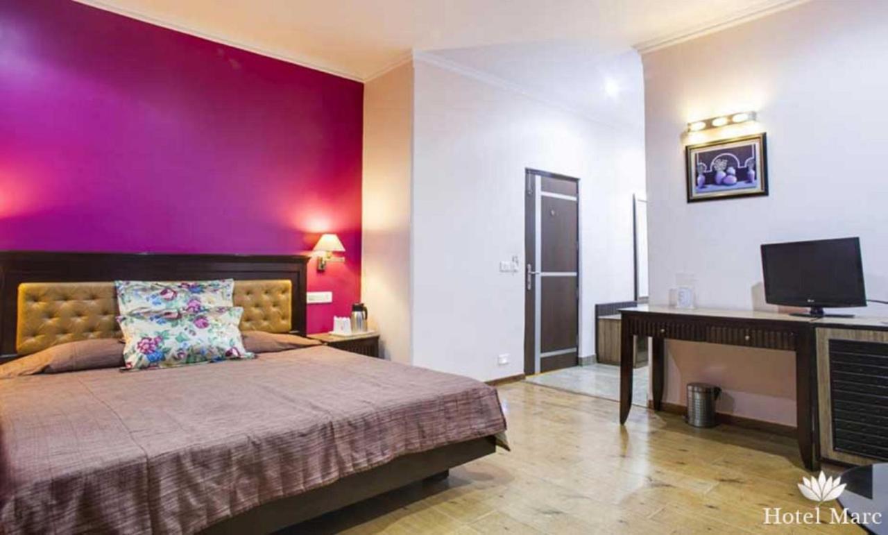 Hotel Marc Shimla Zewnętrze zdjęcie