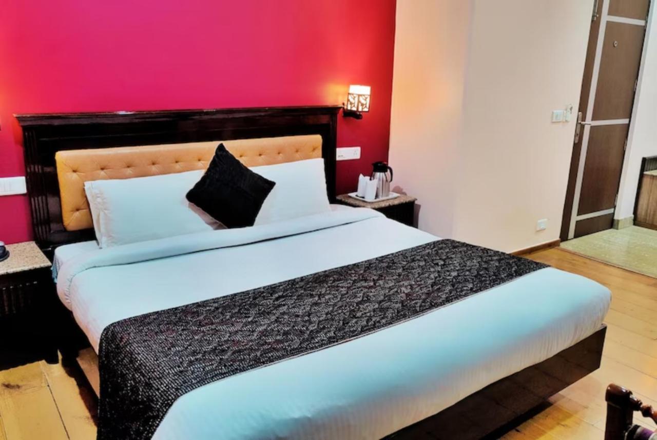 Hotel Marc Shimla Zewnętrze zdjęcie