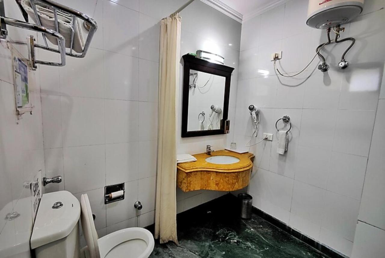Hotel Marc Shimla Zewnętrze zdjęcie
