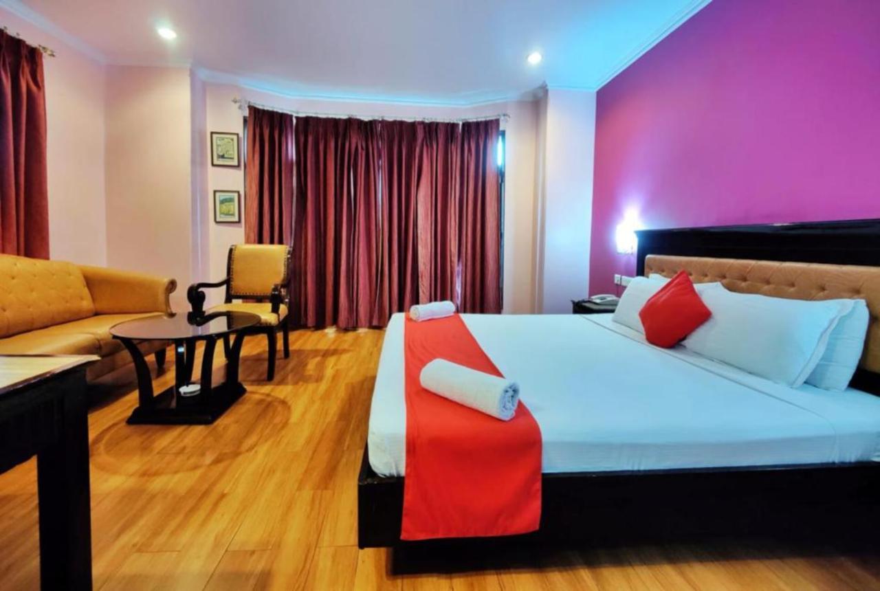 Hotel Marc Shimla Zewnętrze zdjęcie