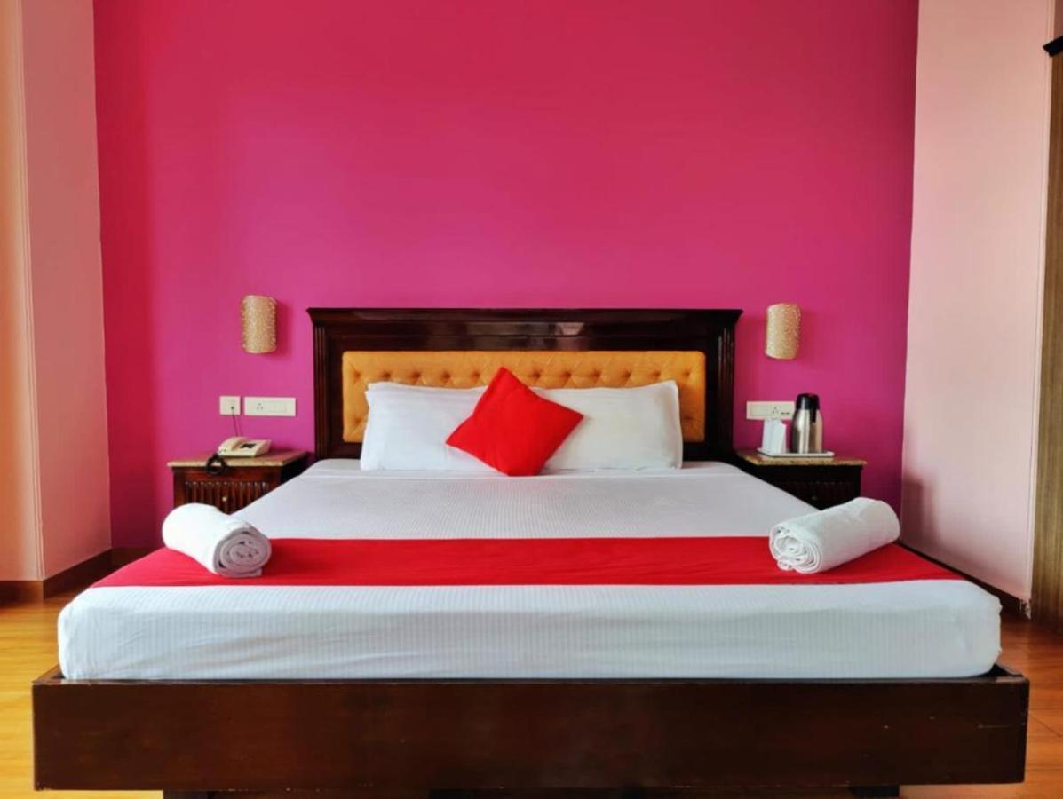 Hotel Marc Shimla Zewnętrze zdjęcie