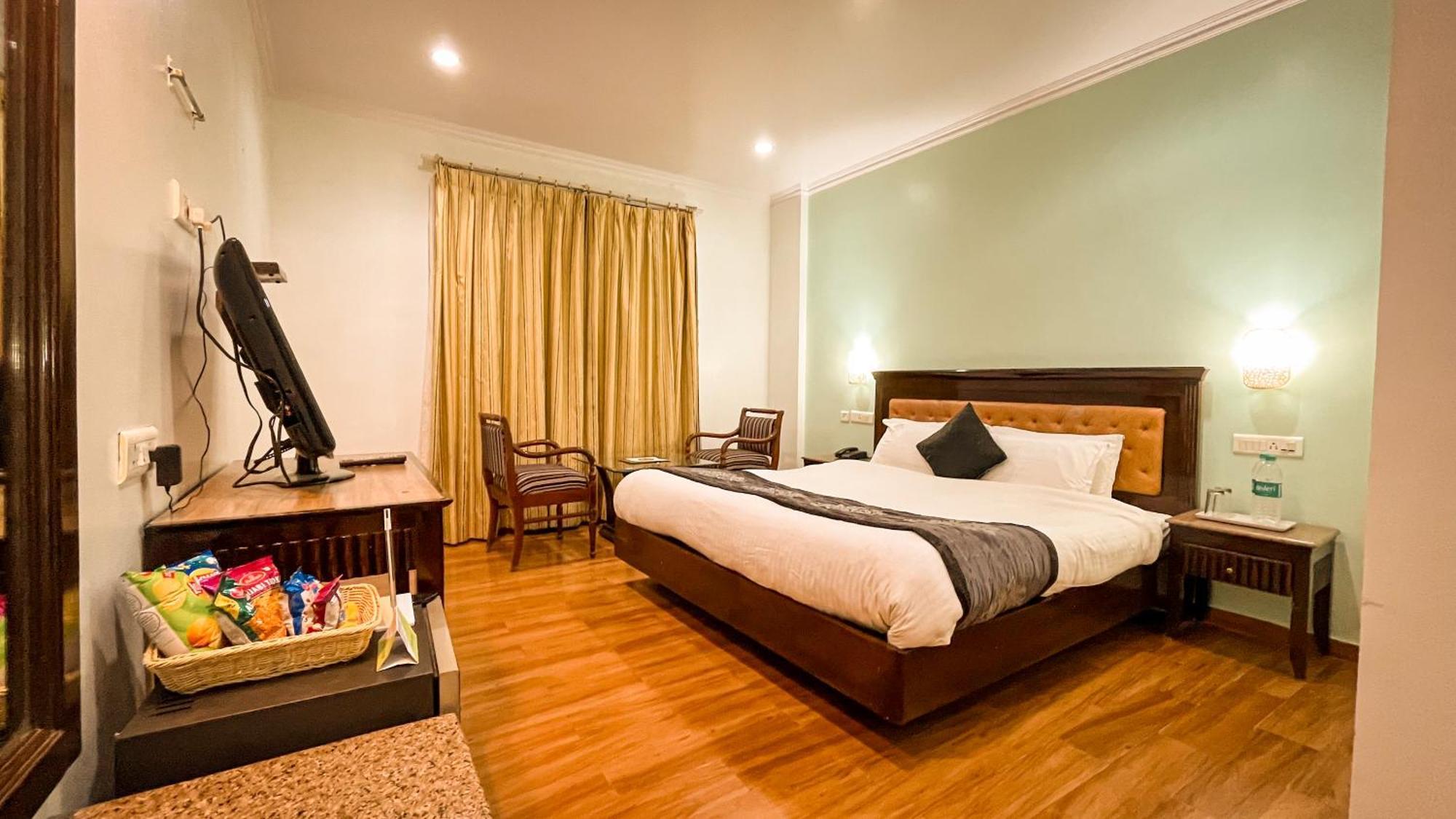 Hotel Marc Shimla Zewnętrze zdjęcie
