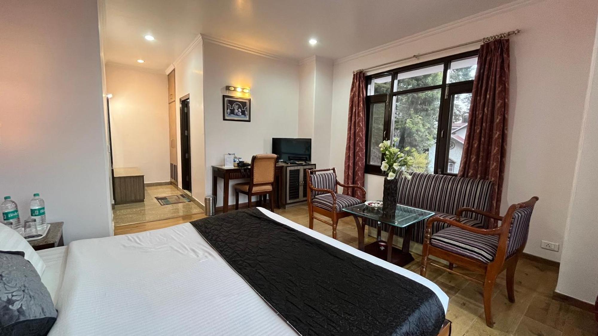 Hotel Marc Shimla Zewnętrze zdjęcie