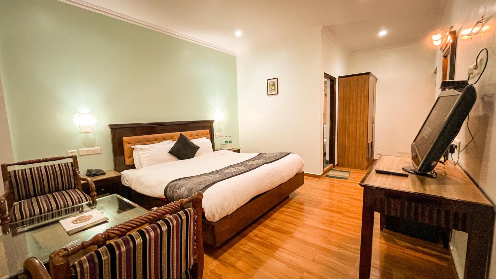 Hotel Marc Shimla Zewnętrze zdjęcie