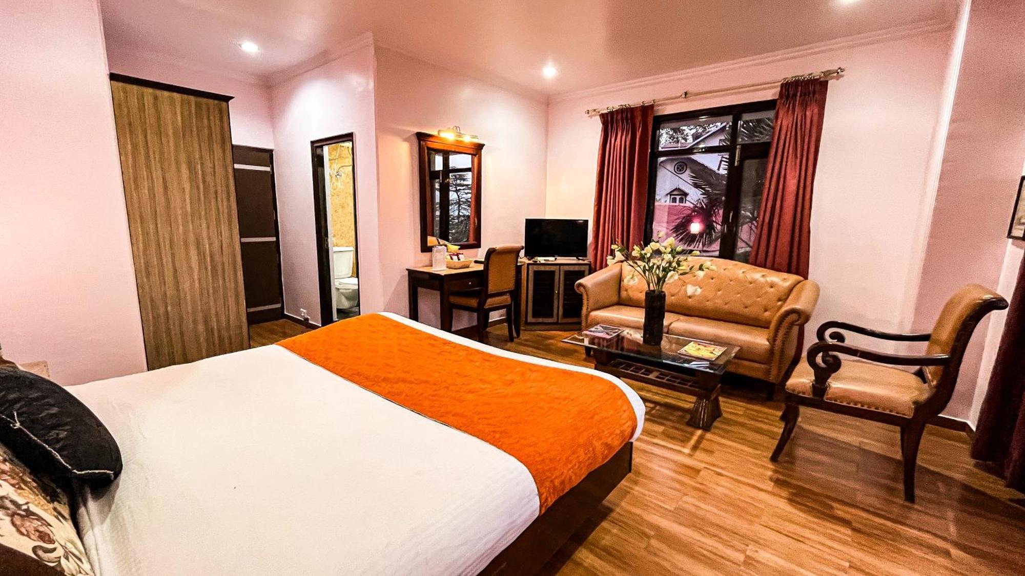 Hotel Marc Shimla Zewnętrze zdjęcie
