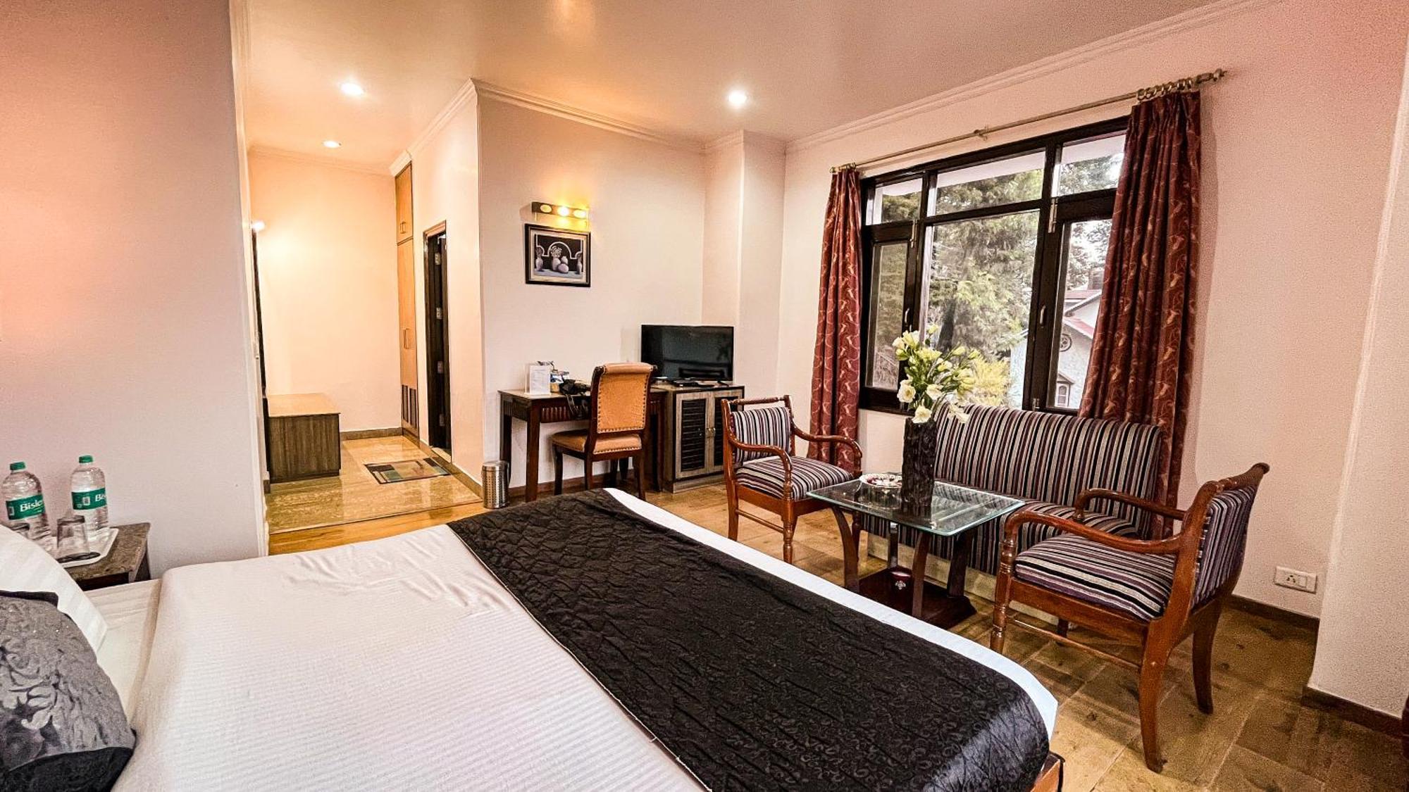 Hotel Marc Shimla Zewnętrze zdjęcie